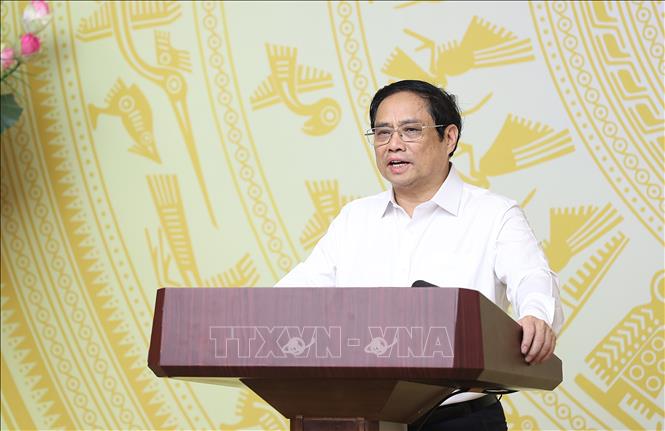 Thủ tướng chủ trì Hội nghị trực tuyến toàn quốc về phát triển thị trường lao động