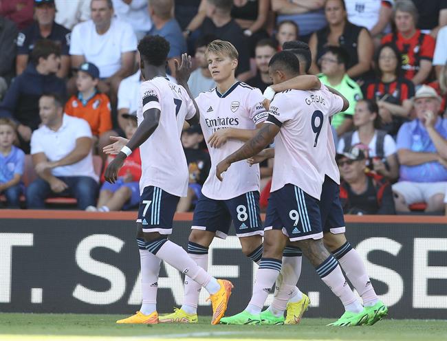 Pháo thủ duy trì mạch toàn thắng