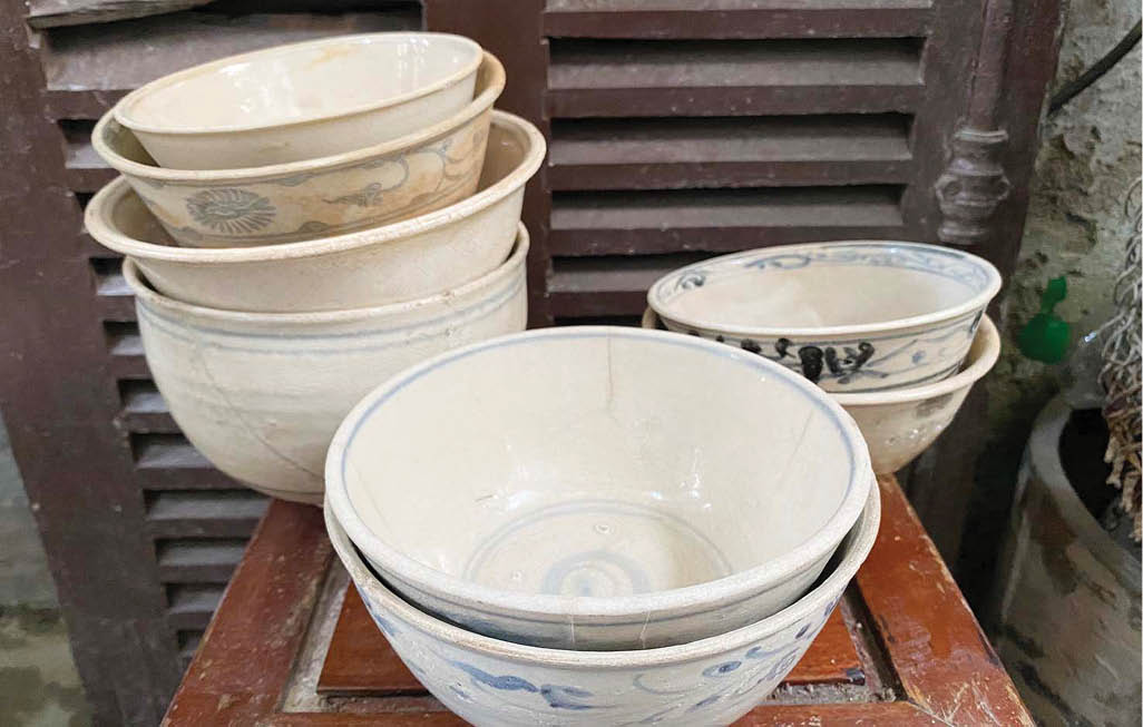 Online antique market