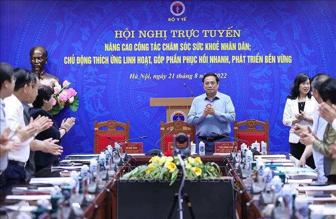 Thủ tướng dự hội nghị về nâng cao công tác chăm sóc sức khỏe nhân dân
