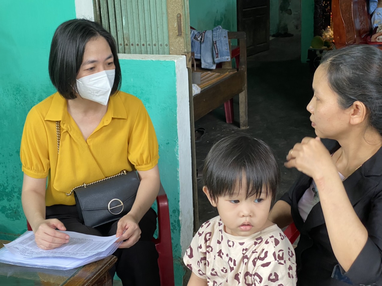 Phát triển người tham gia bảo hiểm xã hội tự nguyện, bảo hiểm y tế hộ gia đình