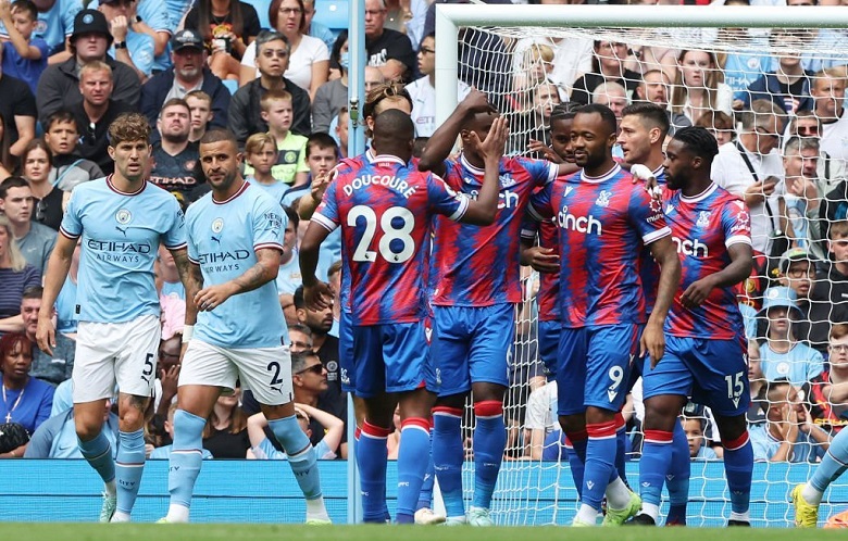 Haaland lập hattrick, City lội ngược dòng thành công