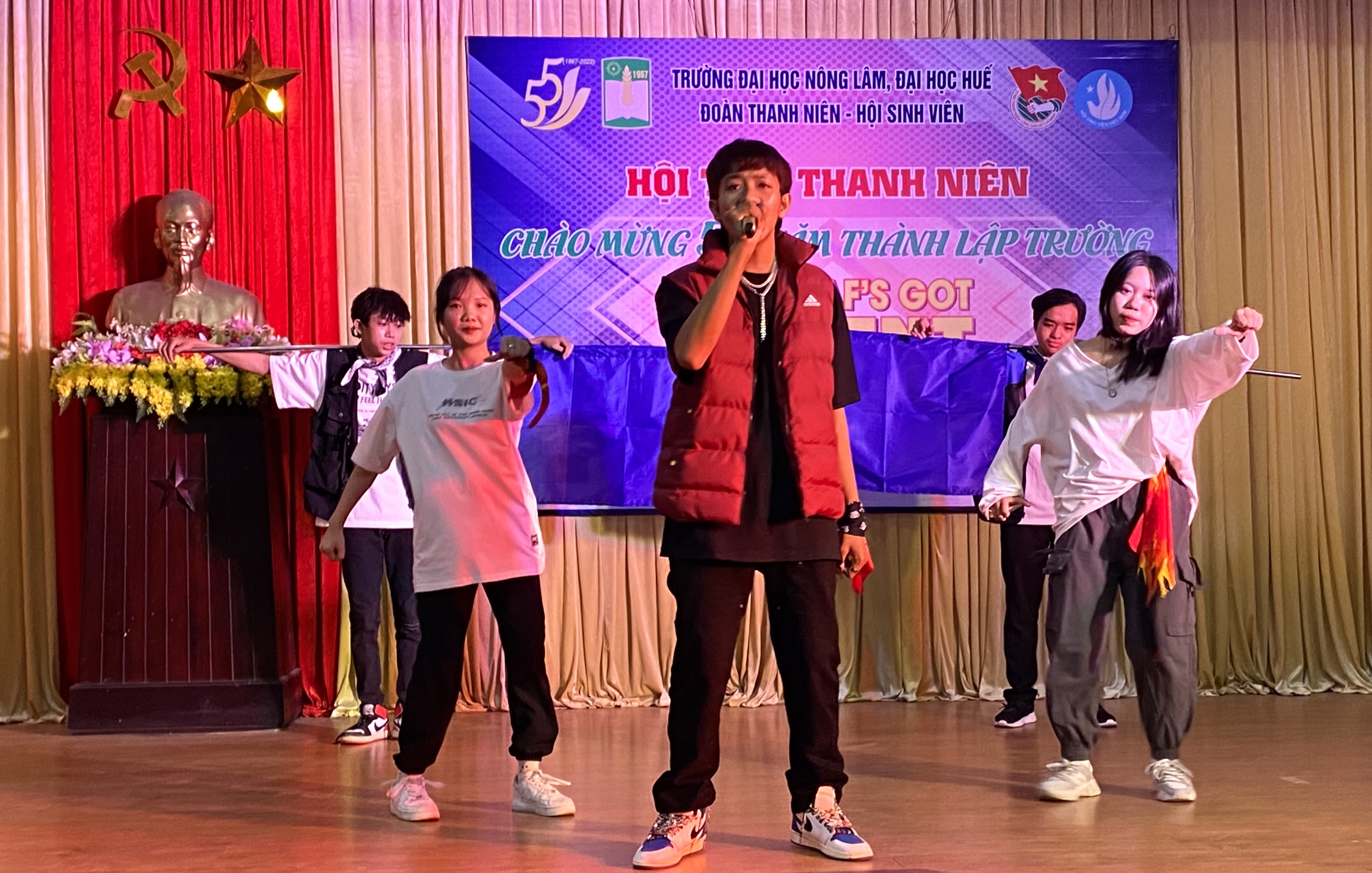 Sinh viên Trường ĐH Nông lâm rộn ràng với HUAF’S Got Talent