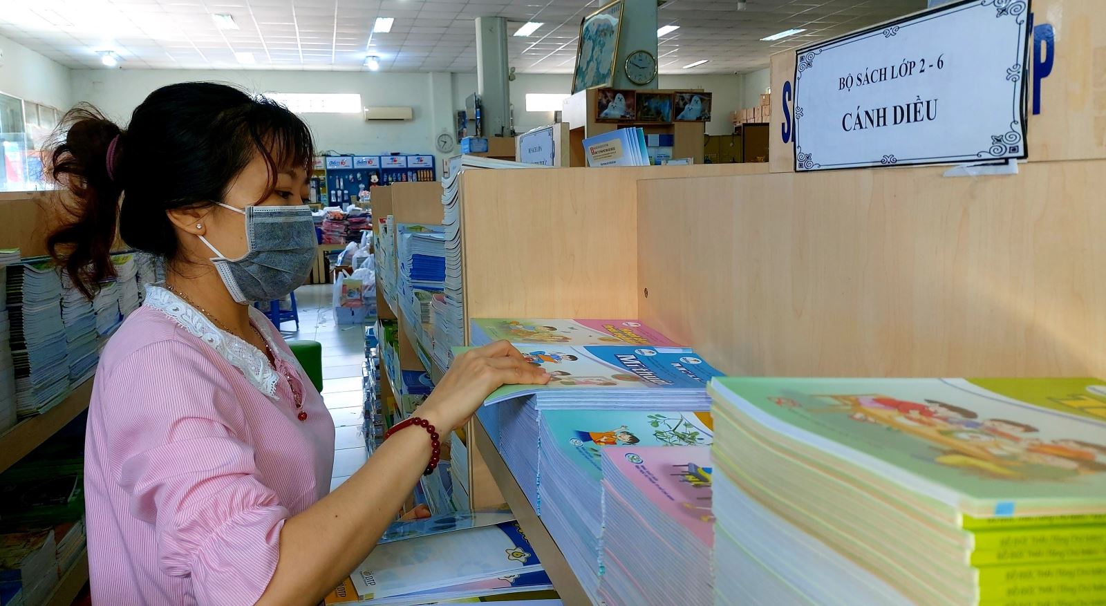 Thiếu sách giáo khoa trước ngày khai giảng