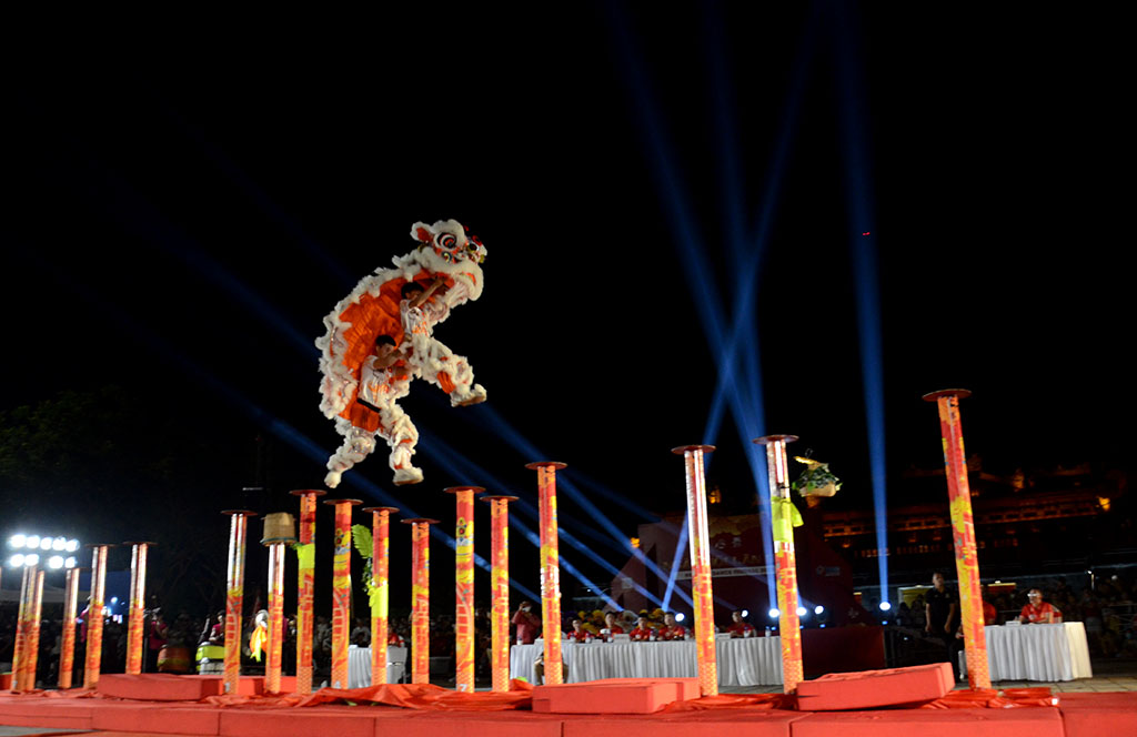 Sôi động Ngày hội Lân Huế năm 2022