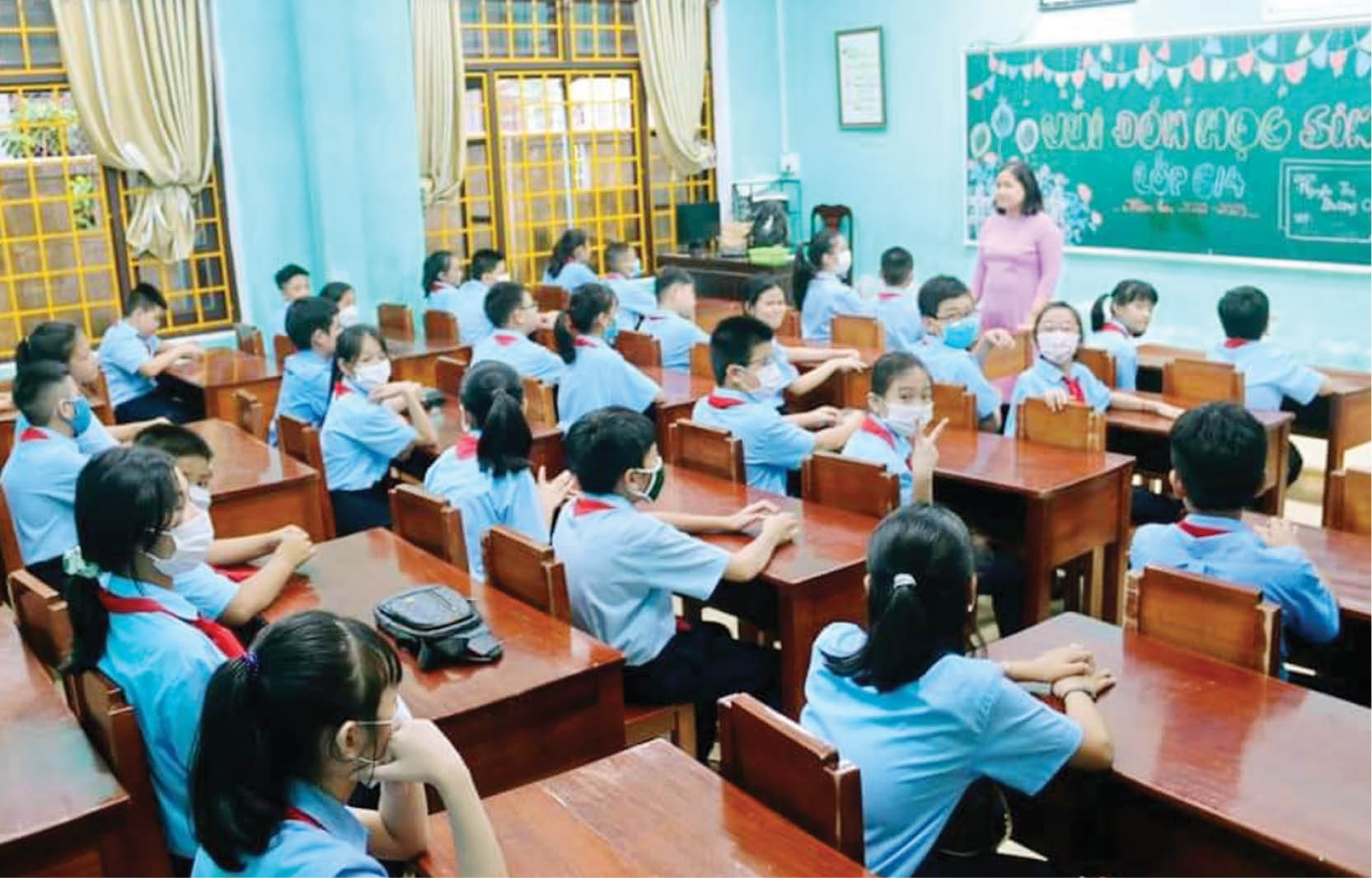 “Nóng” chuyện sách giáo khoa đầu năm học mới