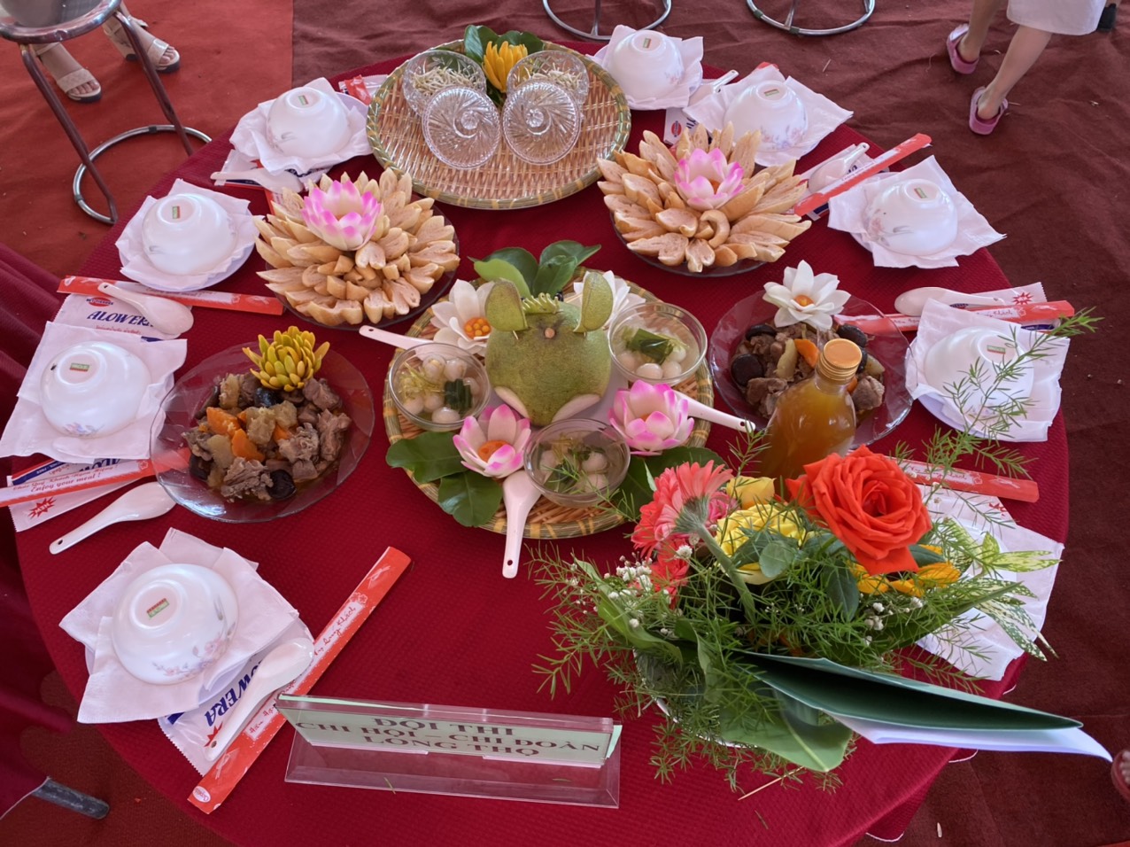 Culinary contest preparing delicious dishes from thanh tra grapefruits