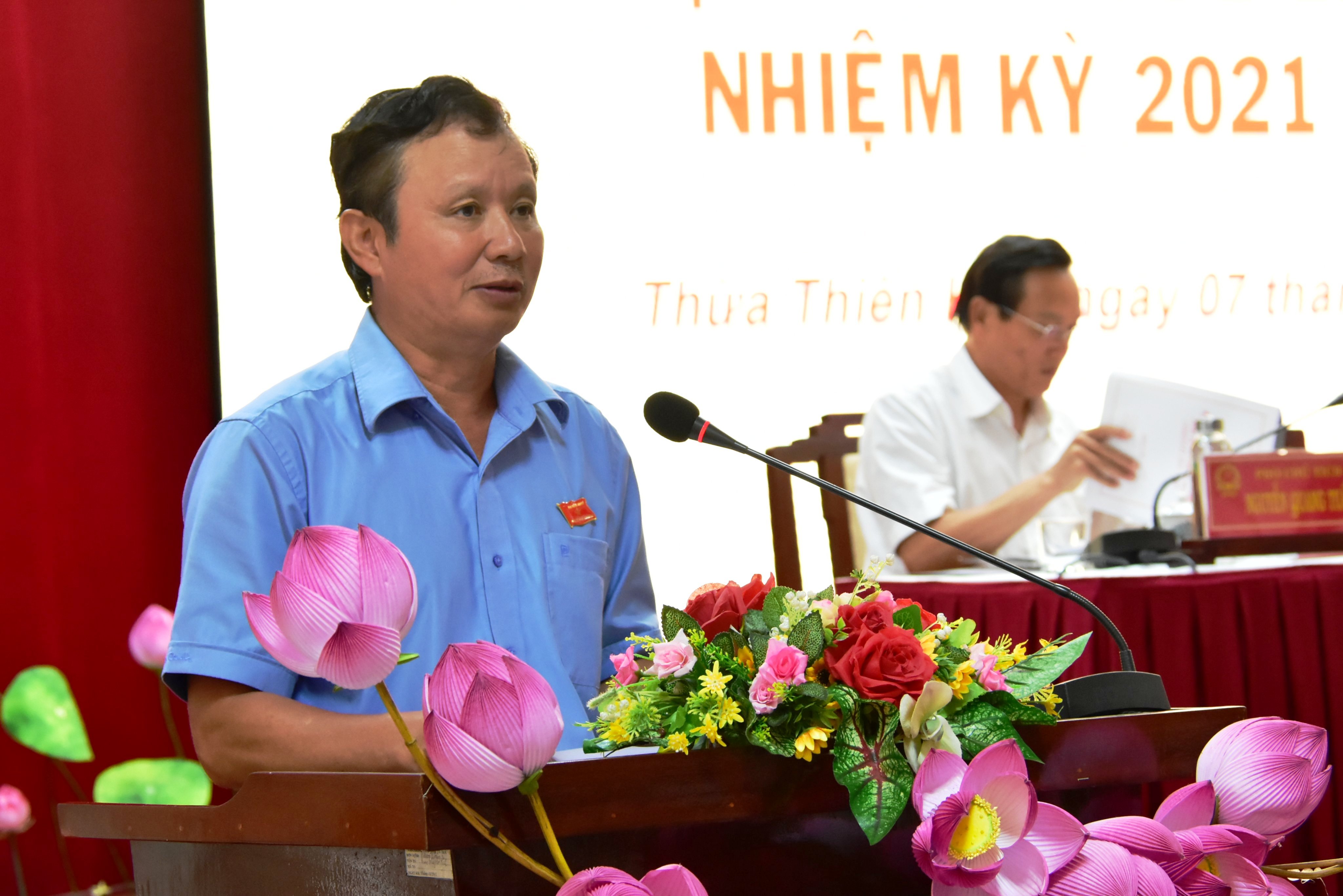 Sớm đưa nghị quyết vào thực tiễn