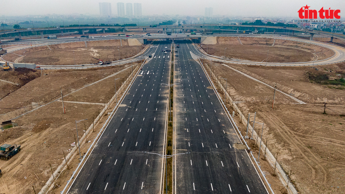 Tháng 9, giải ngân hơn 5 700 tỷ đồng cho các dự án giao thông