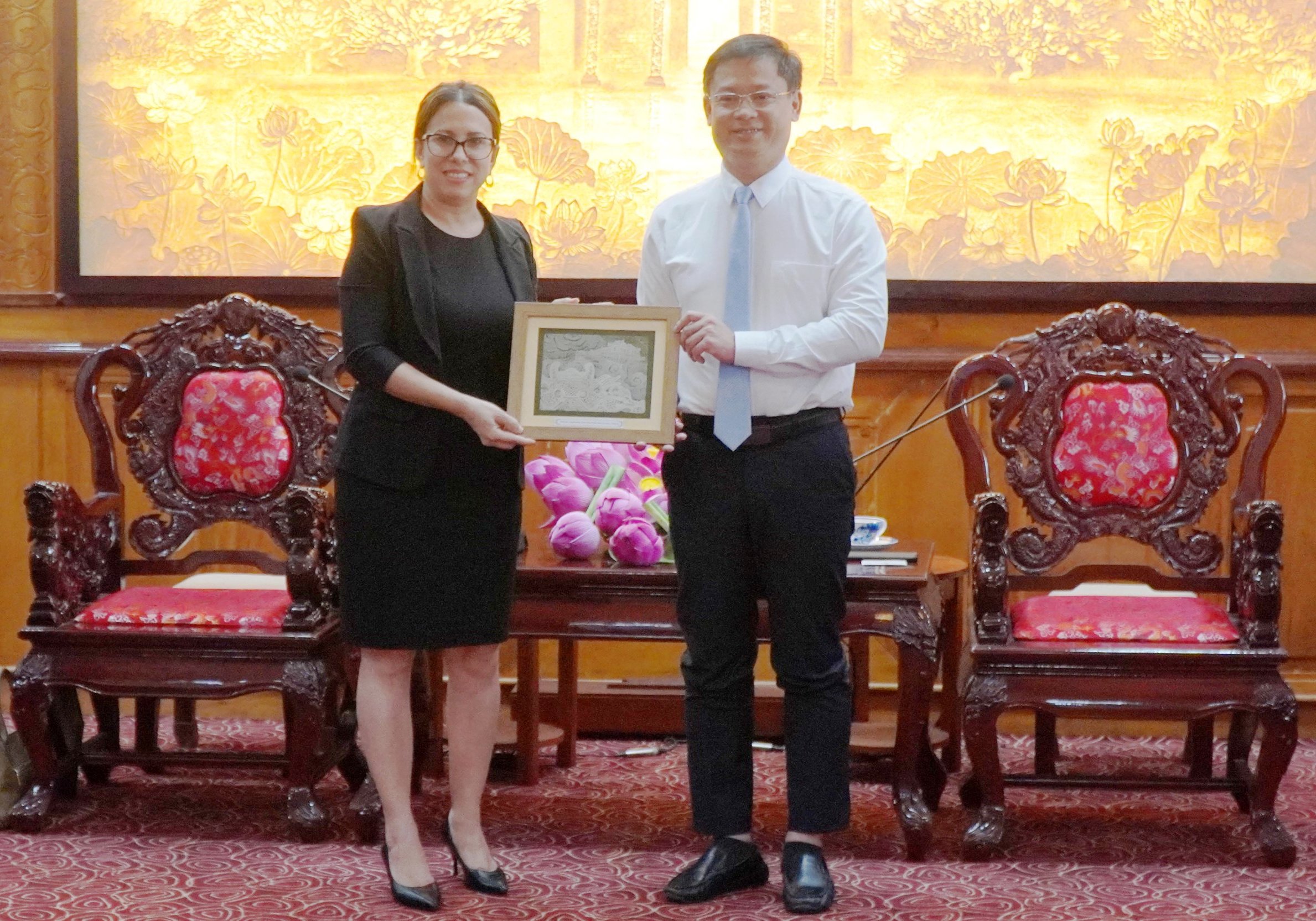 Xúc tiến giao lưu, hợp tác trên nhiều lĩnh vực