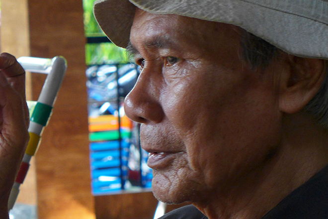 Nhà văn Ngụy Ngữ Lặng lẽ dâng hiến cho đời