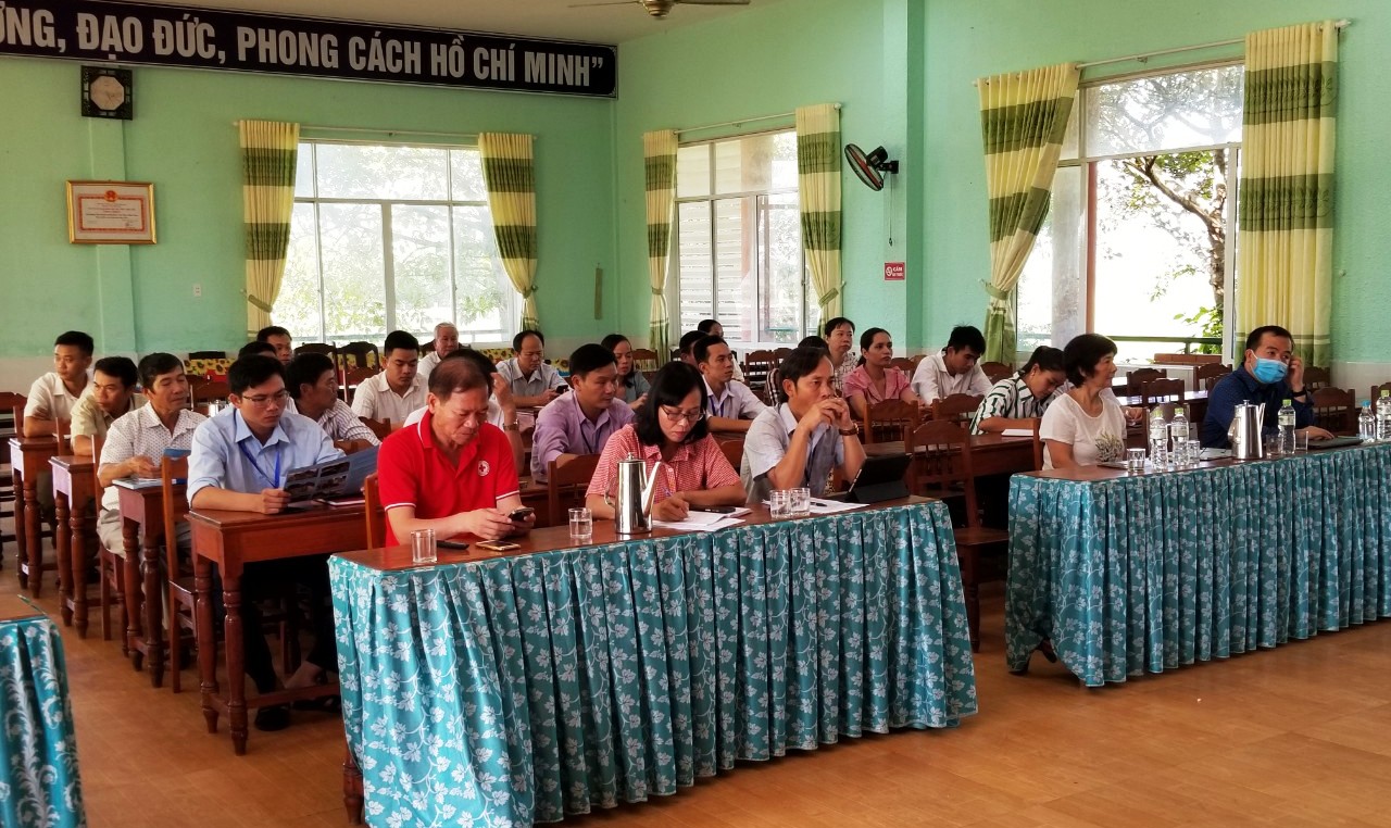 Tập huấn sơ cấp cứu cho Đội xung kích phòng chống thiên tai
