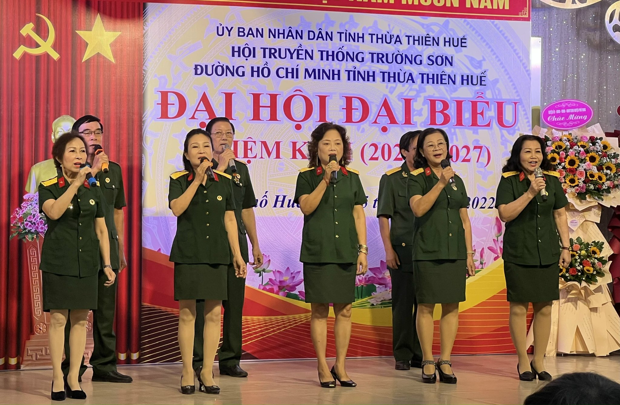 Nêu cao phẩm chất bộ đội cụ Hồ, góp sức xây dựng quê hương