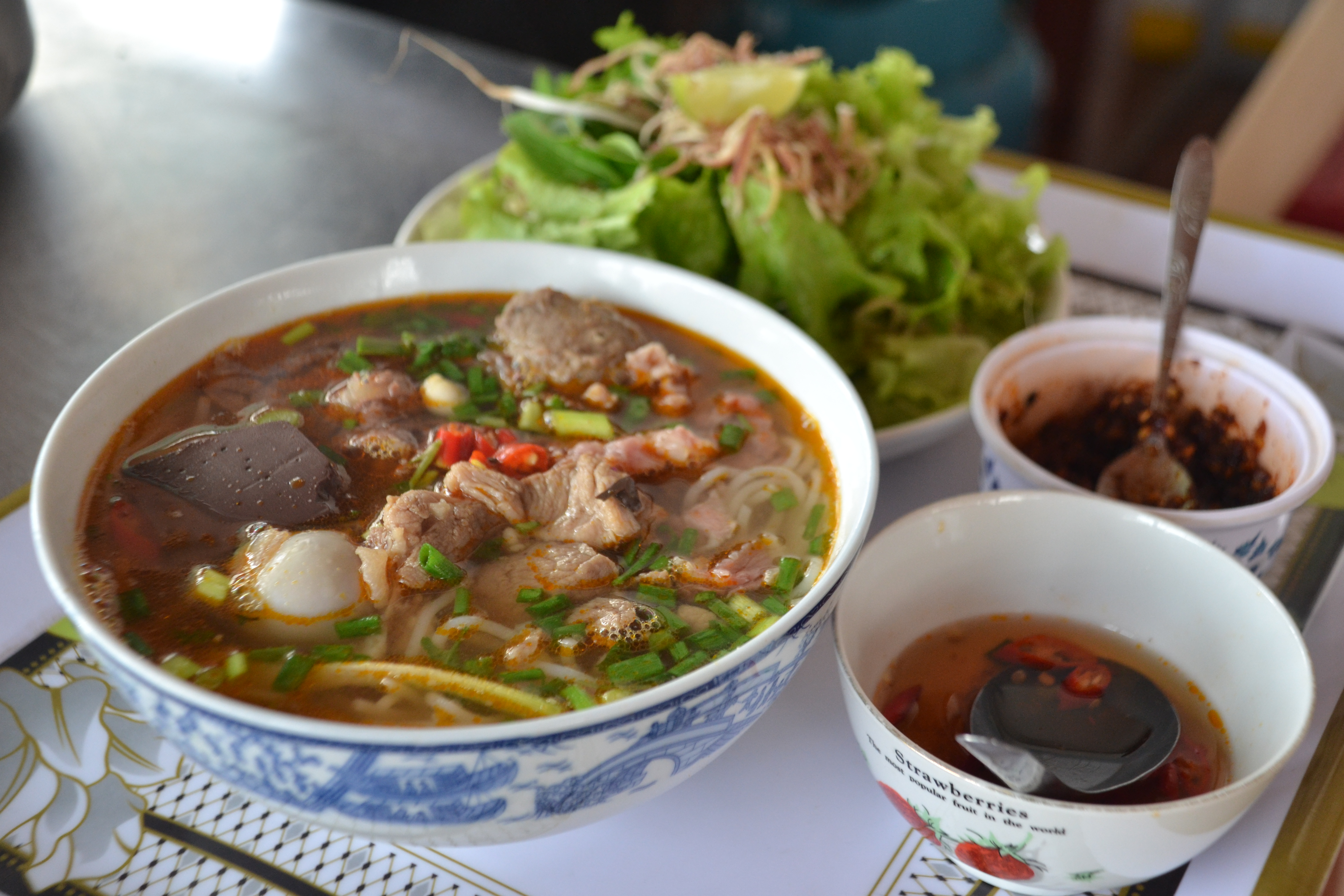 Trao giải giai đoạn 1 cuộc thi viết “Huế - Kinh đô ẩm thực”