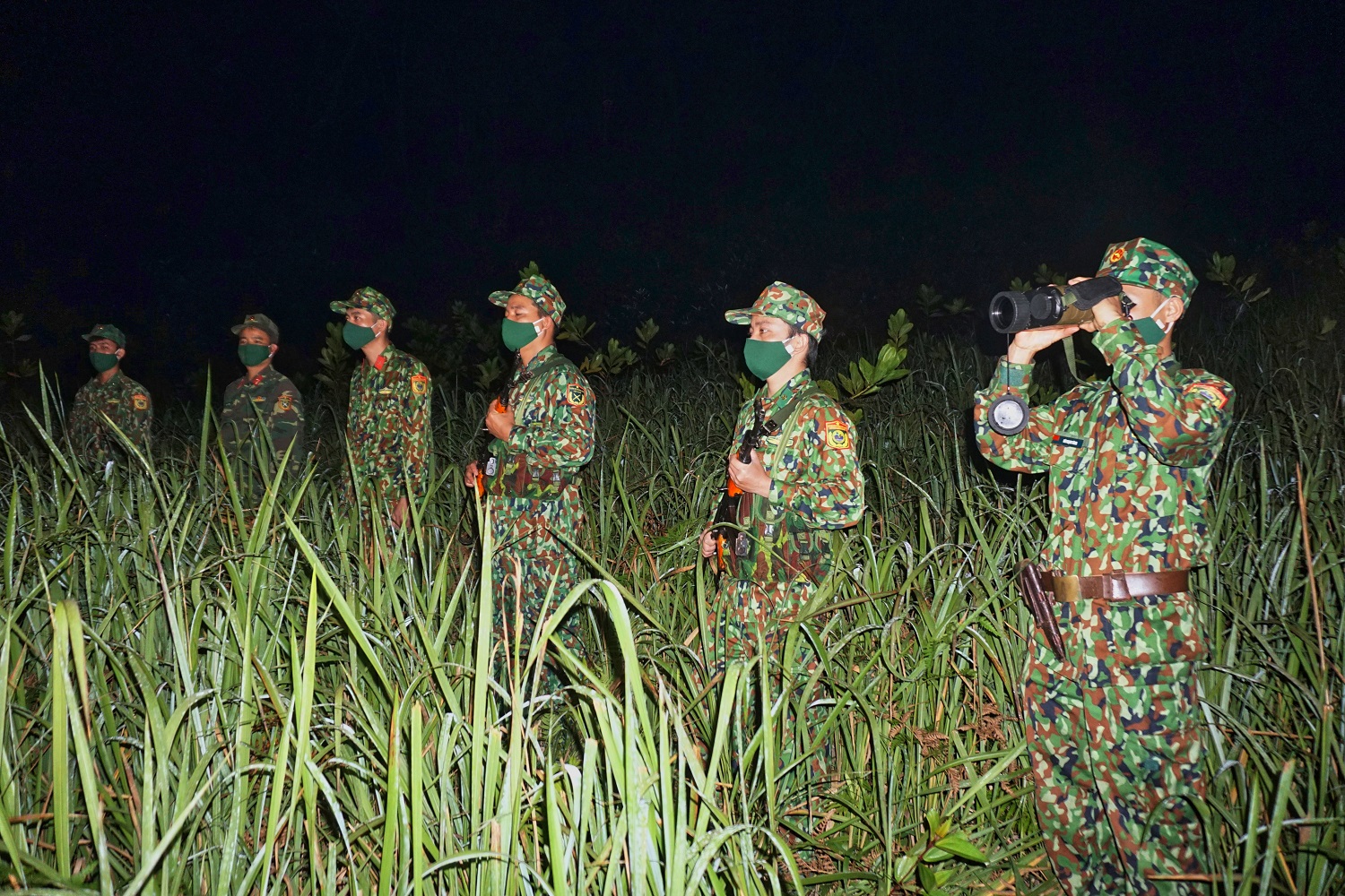 Hoàn thành xuất sắc nhiệm vụ kép