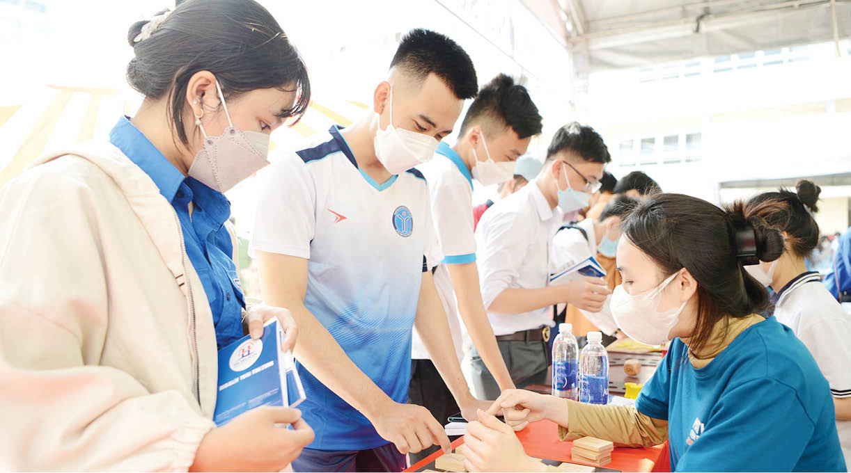 Trường đại học Sư phạm với mục tiêu kép trong năm học mới