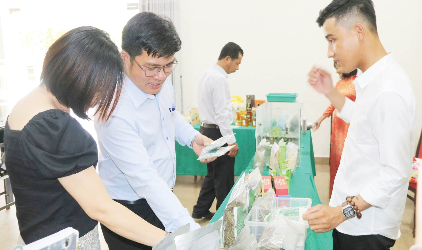 Cần cái “bắt tay” dài hạn giữa nhà trường và doanh nghiệp