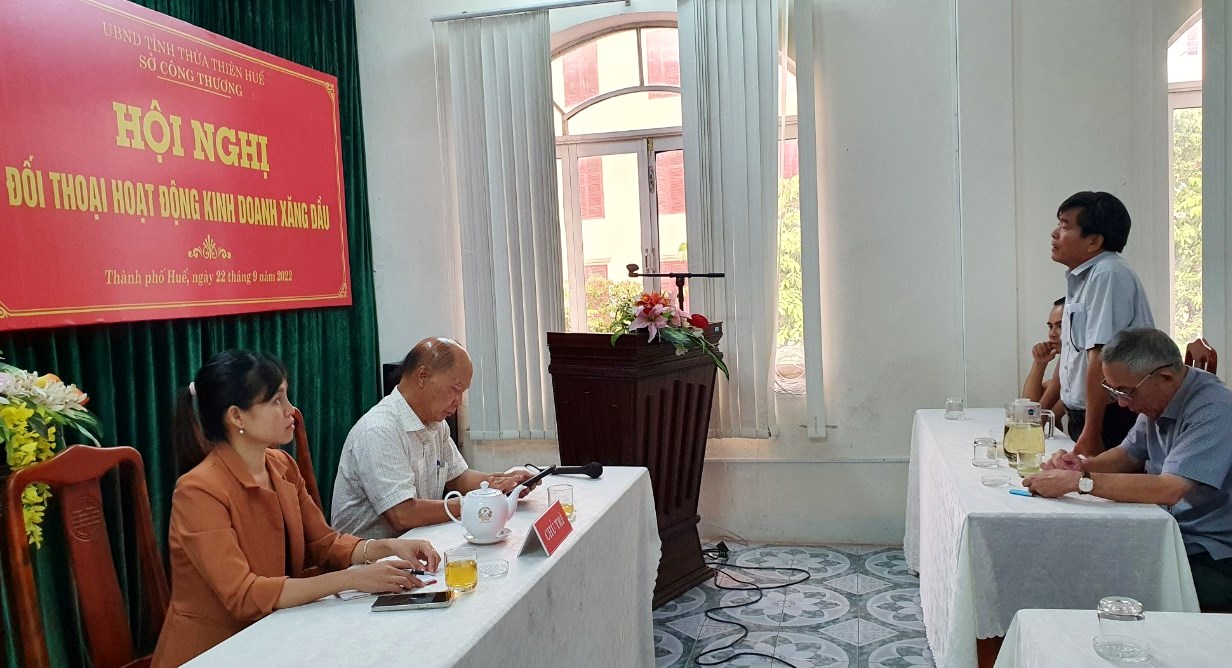 Tìm hướng tháo gỡ một số vướng mắc cho doanh nghiệp kinh doanh, xăng dầu