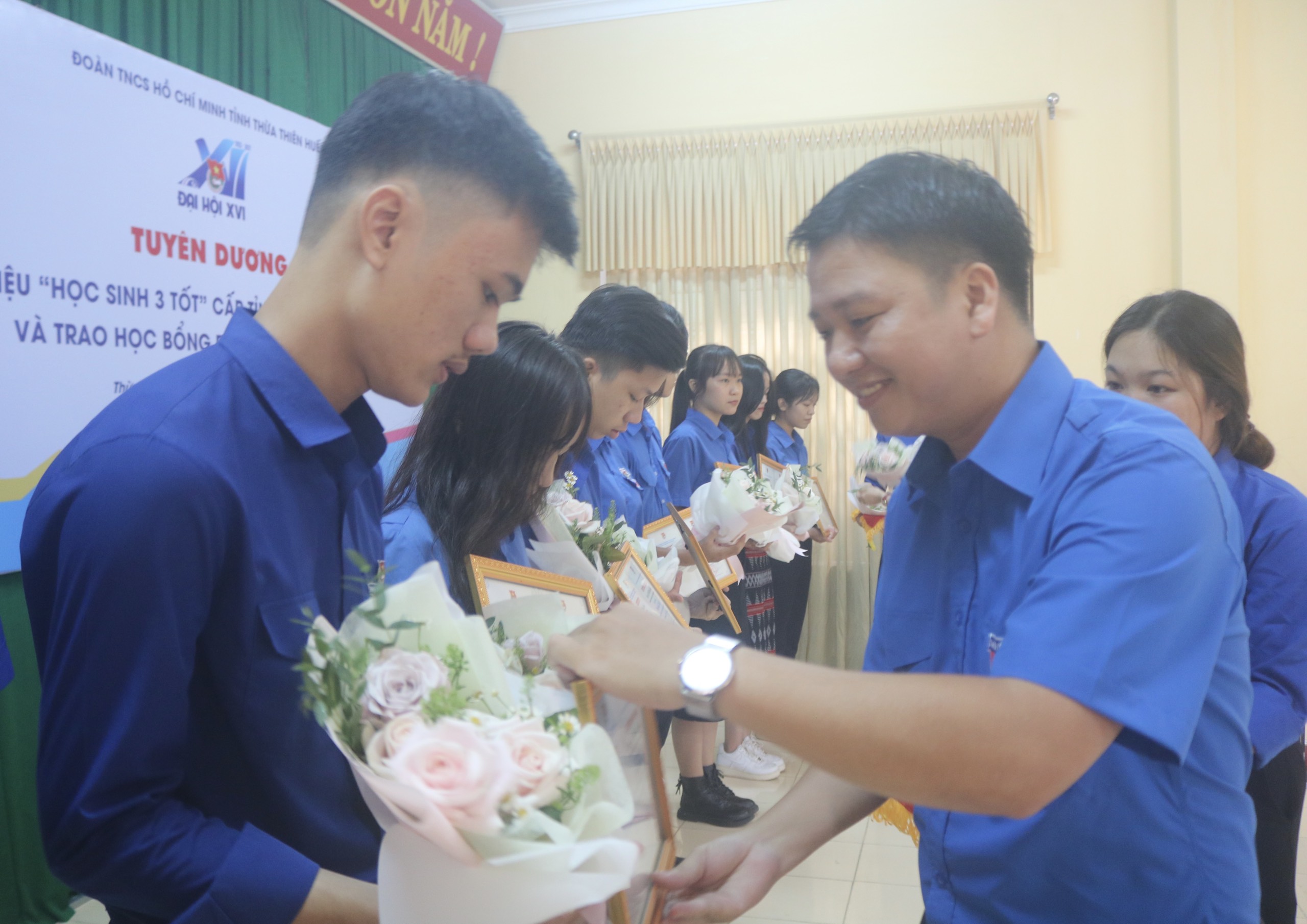 Tuyên dương 33 “Học sinh 3 tốt” cấp tỉnh