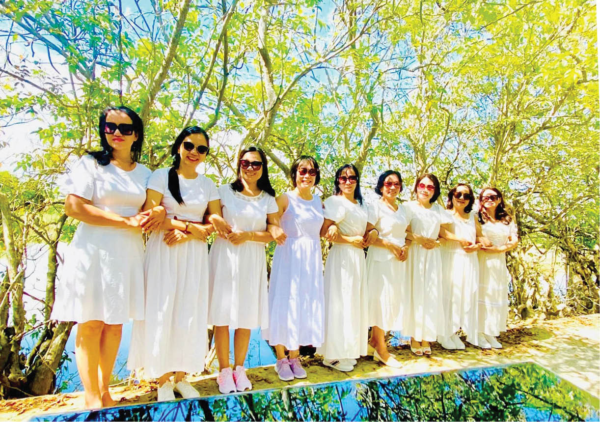 Rú Chá, thử nghĩ về dịch vụ du lịch