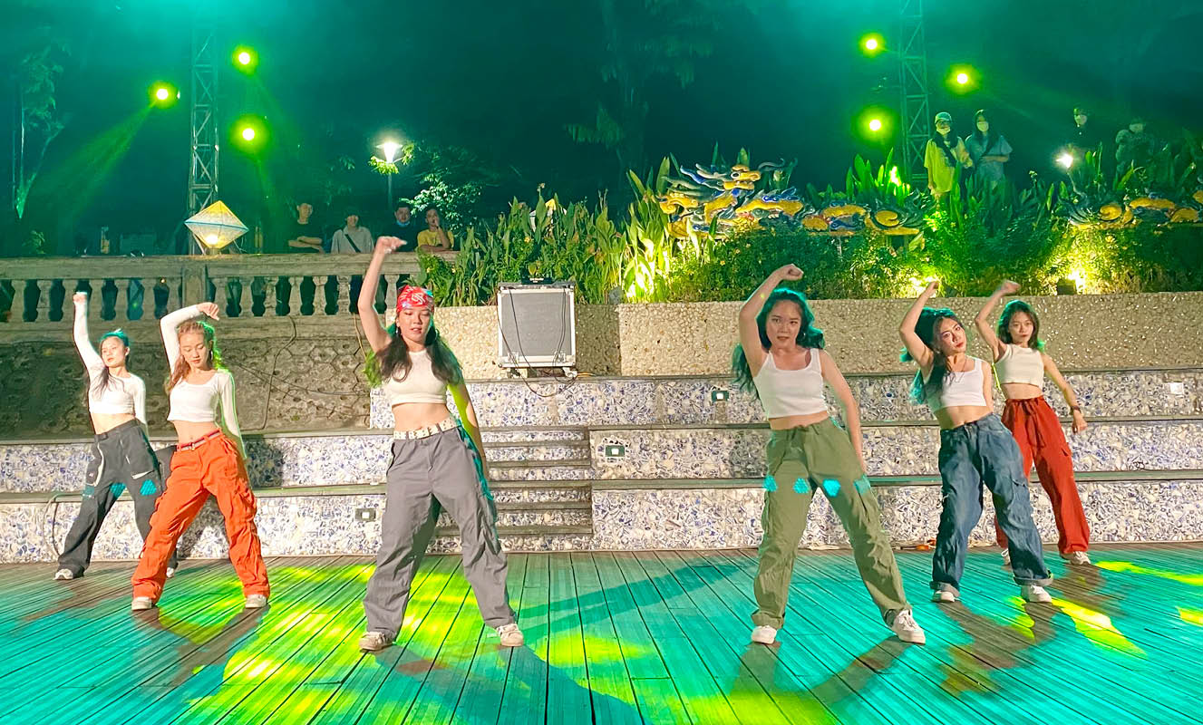 Khi phái nữ đam mê hiphop dance