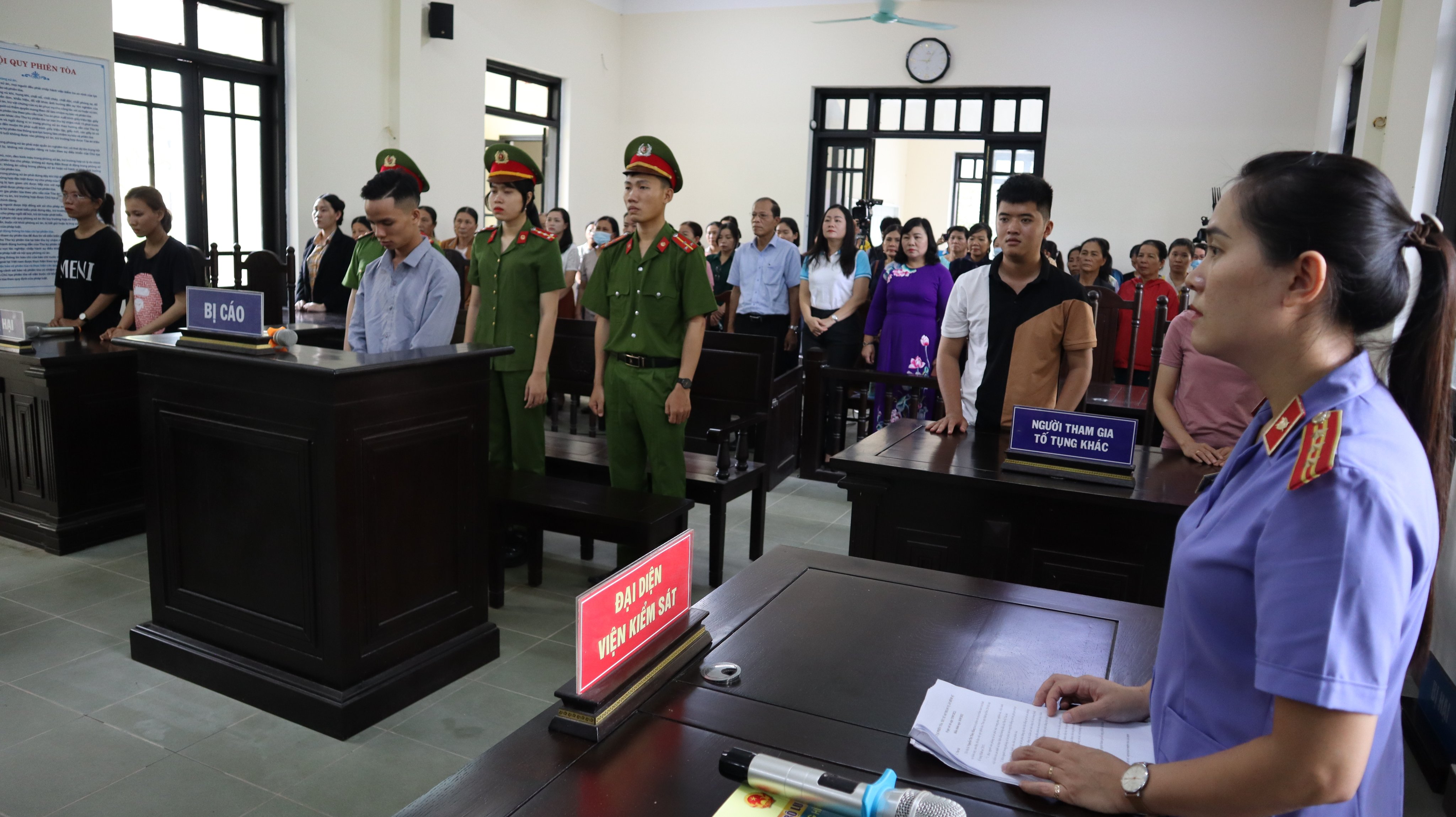 Nói không với xâm hại tình dục trẻ em bằng phiên tòa giả định