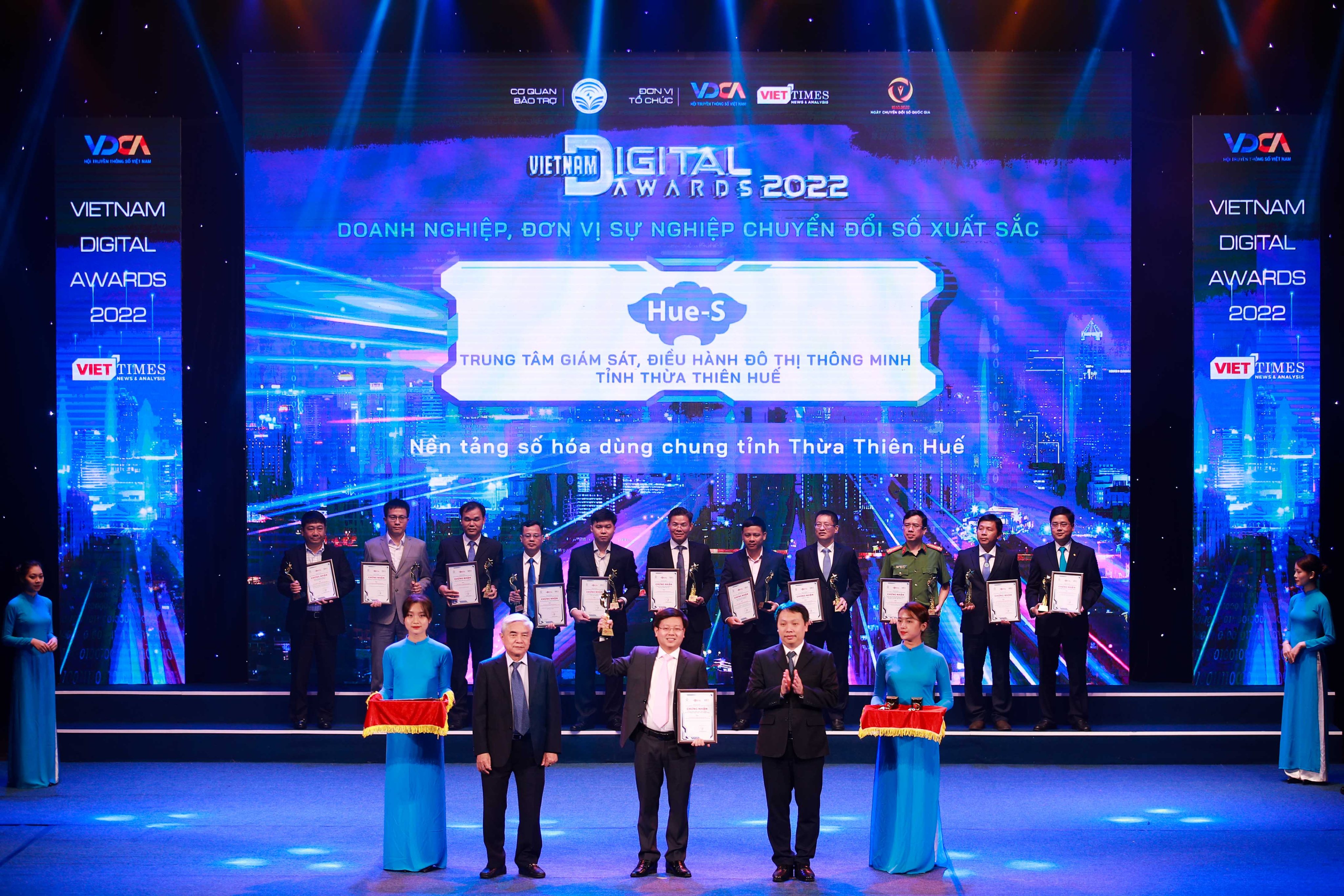 Thừa Thiên Huế đạt Giải thưởng Chuyển đổi số Việt Nam 2022