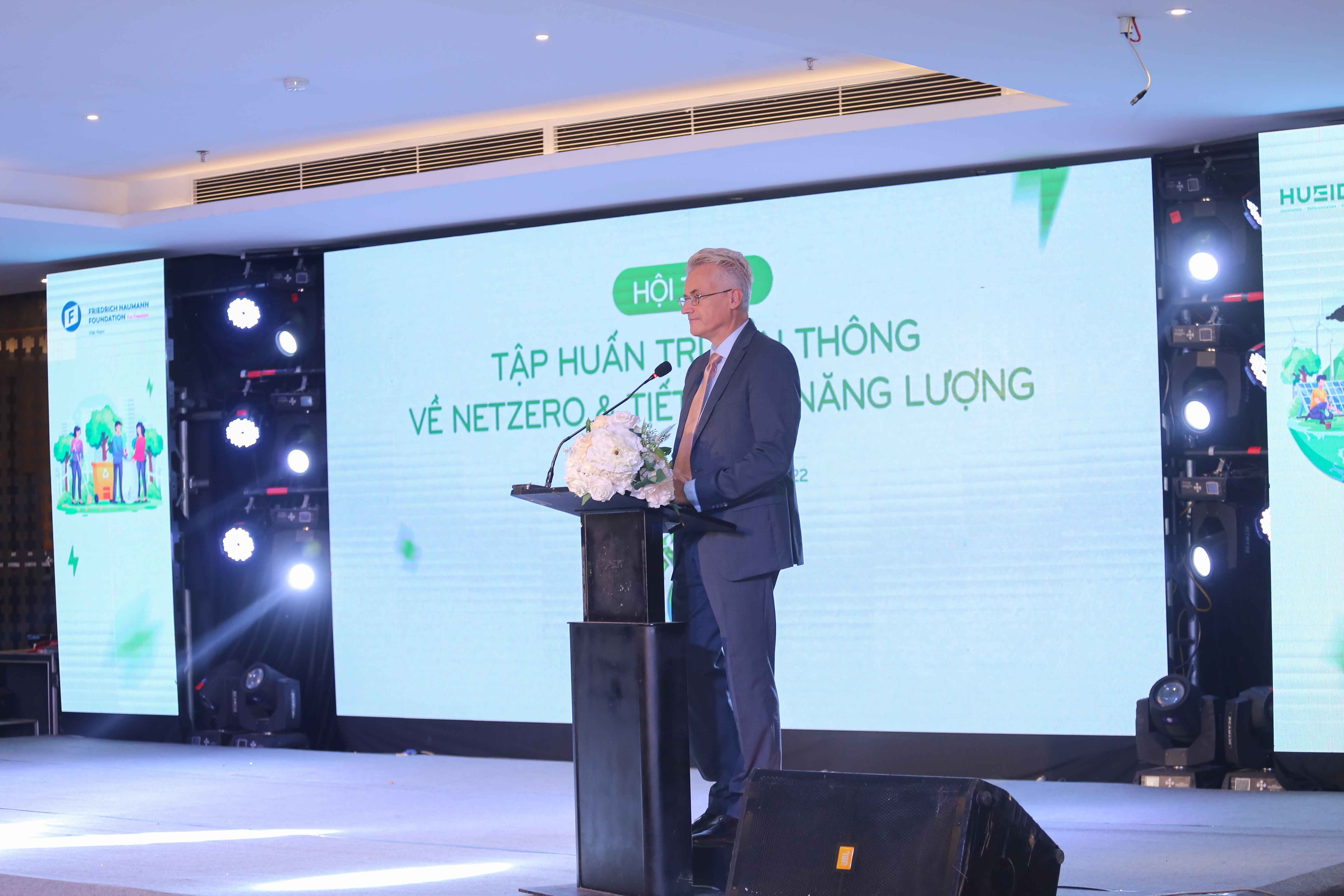 Hội thảo tập huấn, truyền thông về NetZero và tiết kiệm năng lượng