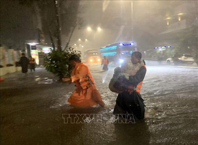 Biển Đông chuẩn bị có bão mới, miền Bắc đón không khí lạnh từ 16 10