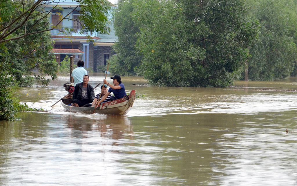 Chủ động ứng phó, đảm bảo cuộc sống người dân sau lũ