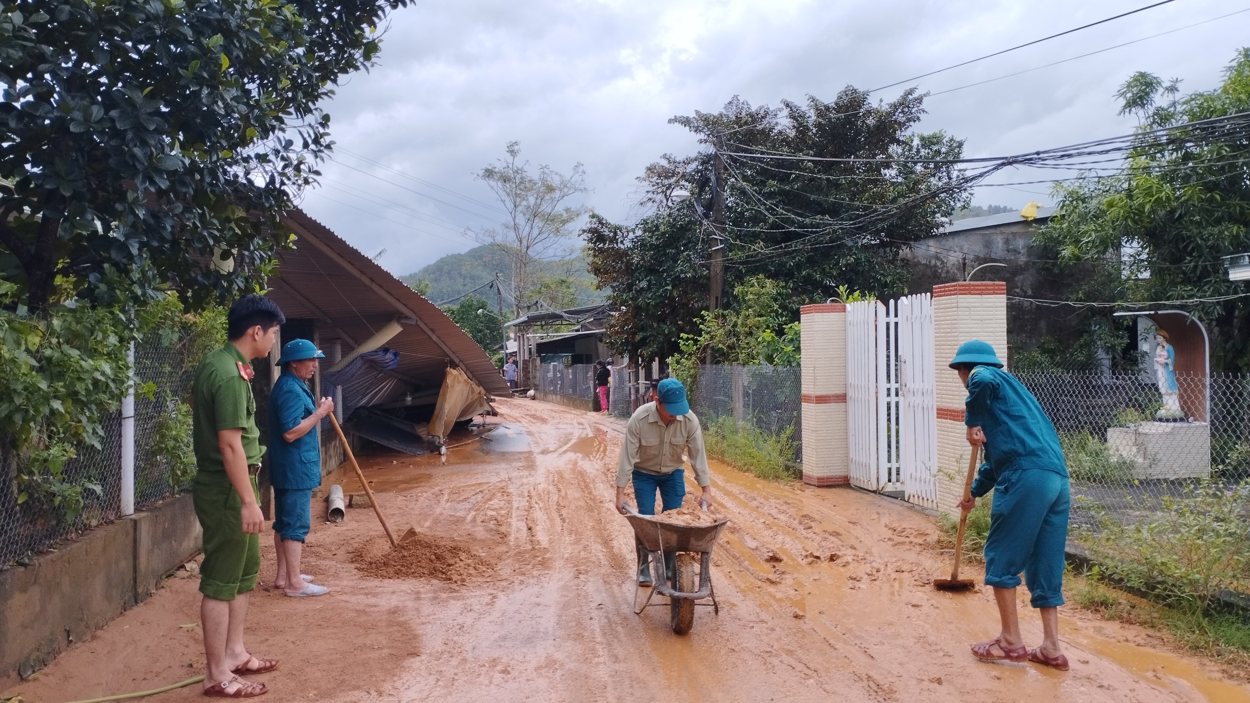 Kinh nghiệm di dời dân vùng xung yếu từ Phú Lộc