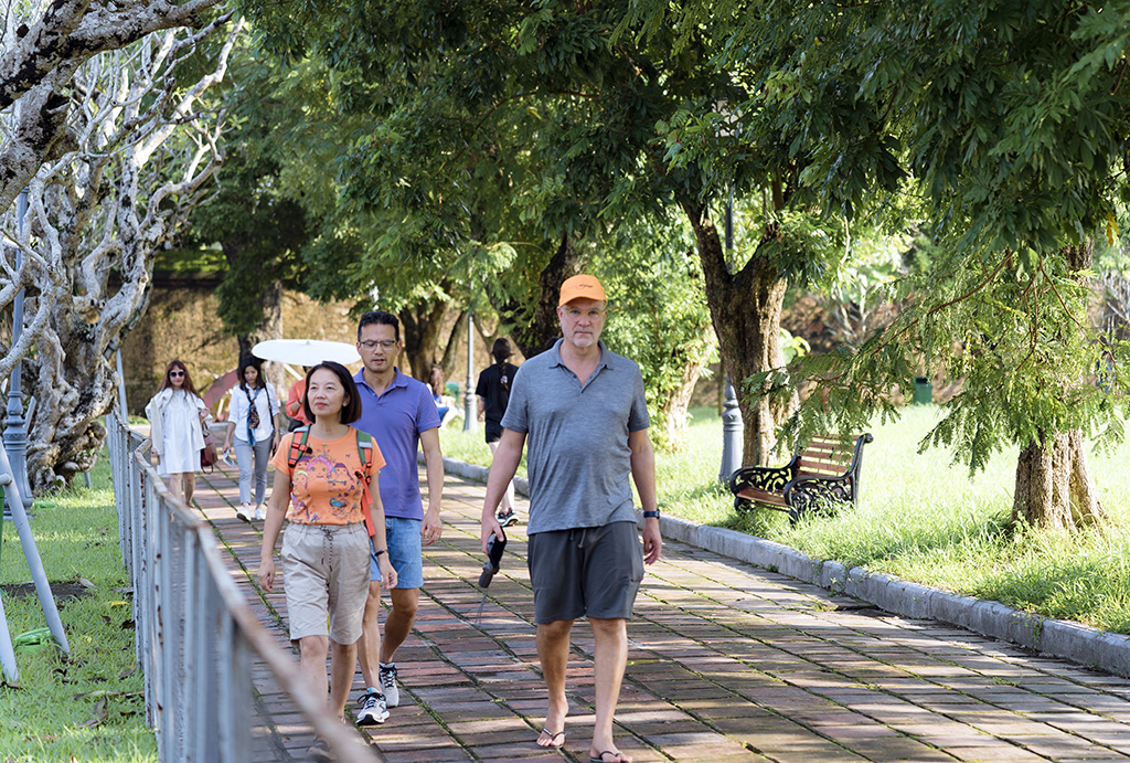 Tourists resume their visits to Hue heritage sites after the flood