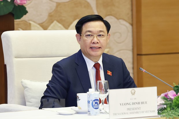 Việt Nam dành ưu tiên cao tăng cường quan hệ với Lào, Campuchia