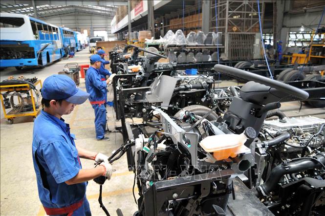 Xây dựng Đề án Chương trình quốc gia về tăng năng suất lao động