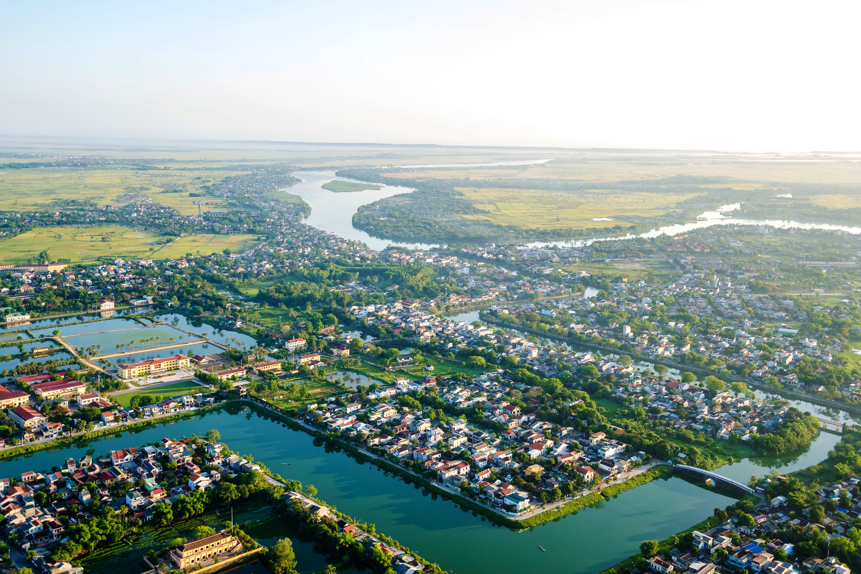 Quy hoạch tỉnh Thừa Thiên Huế thời kỳ 2021 - 2030, tầm nhìn đến năm 2050 Dự kiến mô hình 3 quận, 2 thị xã và 4 huyện
