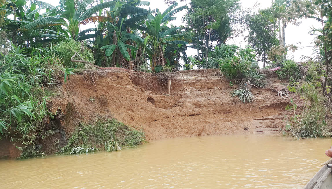 Mong xây bờ kè, chống sạt lở dọc sông Bồ