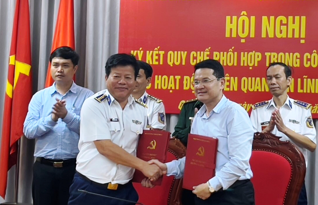 Ký kết quy chế phối hợp quản lý hoạt động thủy sản