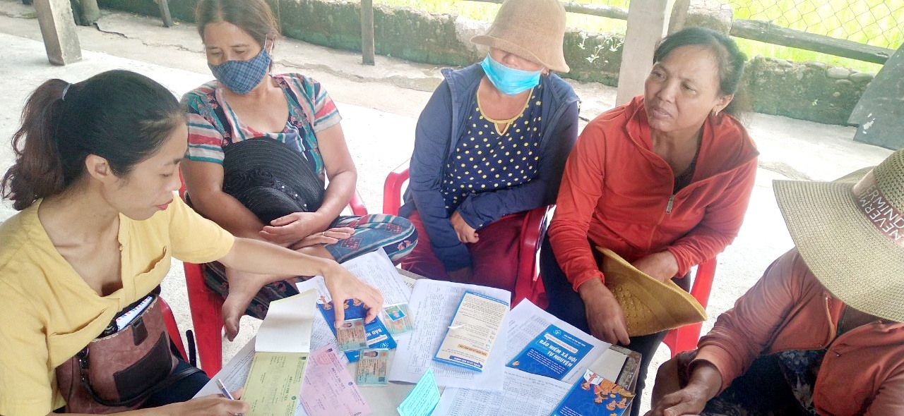 Phát triển người tham gia và đôn đốc thu hồi nợ bảo hiểm xã hội