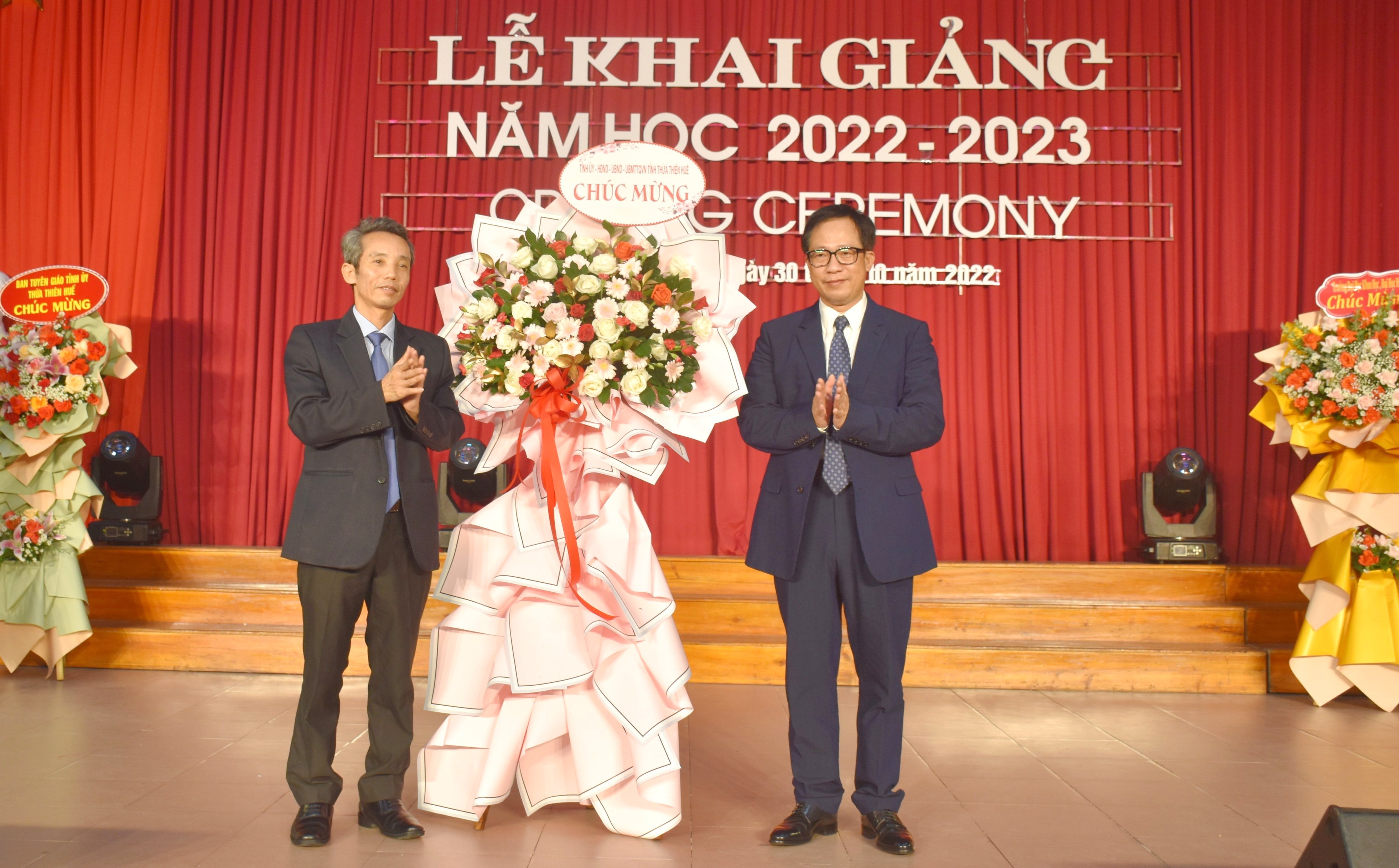 Nhiều trường đại học thành viên Đại học Huế khai giảng năm học, khóa học mới