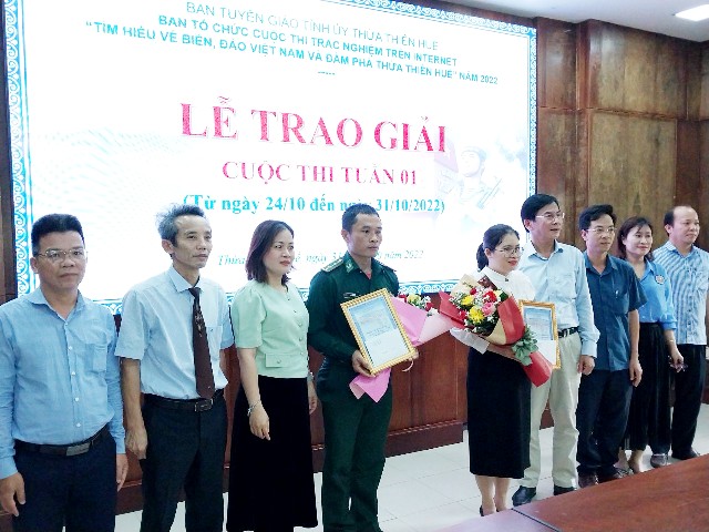 Hơn 15 600 người tham gia tuần đầu tiên