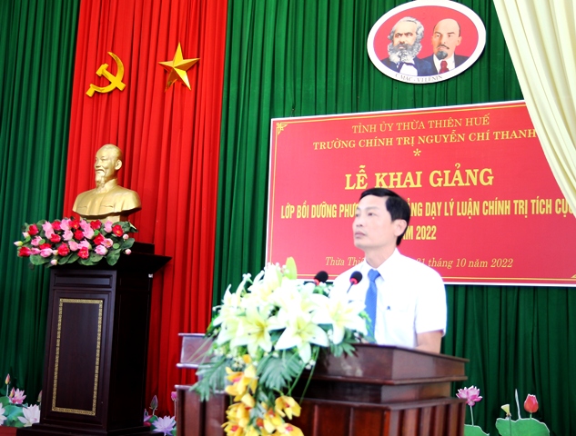 40 học viên được bồi dưỡng phương pháp giảng dạy lý luận chính trị tích cực