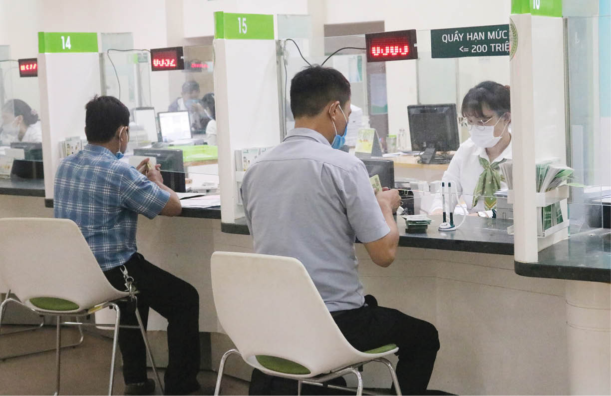 Dòng tiền “đổ” về ngân hàng