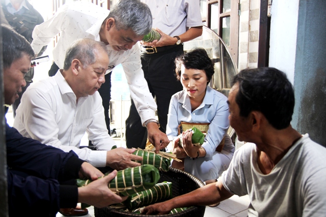 Khảo sát làng nghề ẩm thực truyền thống