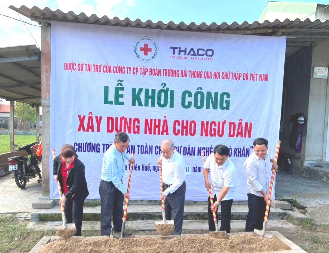 Phó Bí thư Thường trực Tỉnh ủy Phan Ngọc Thọ Tận dụng ưu thế để Quảng Lợi phát triển