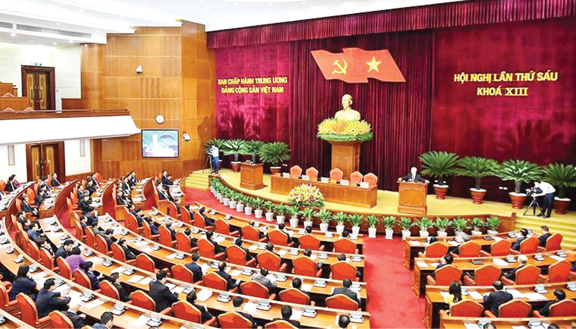 Bình thường hóa từ chức