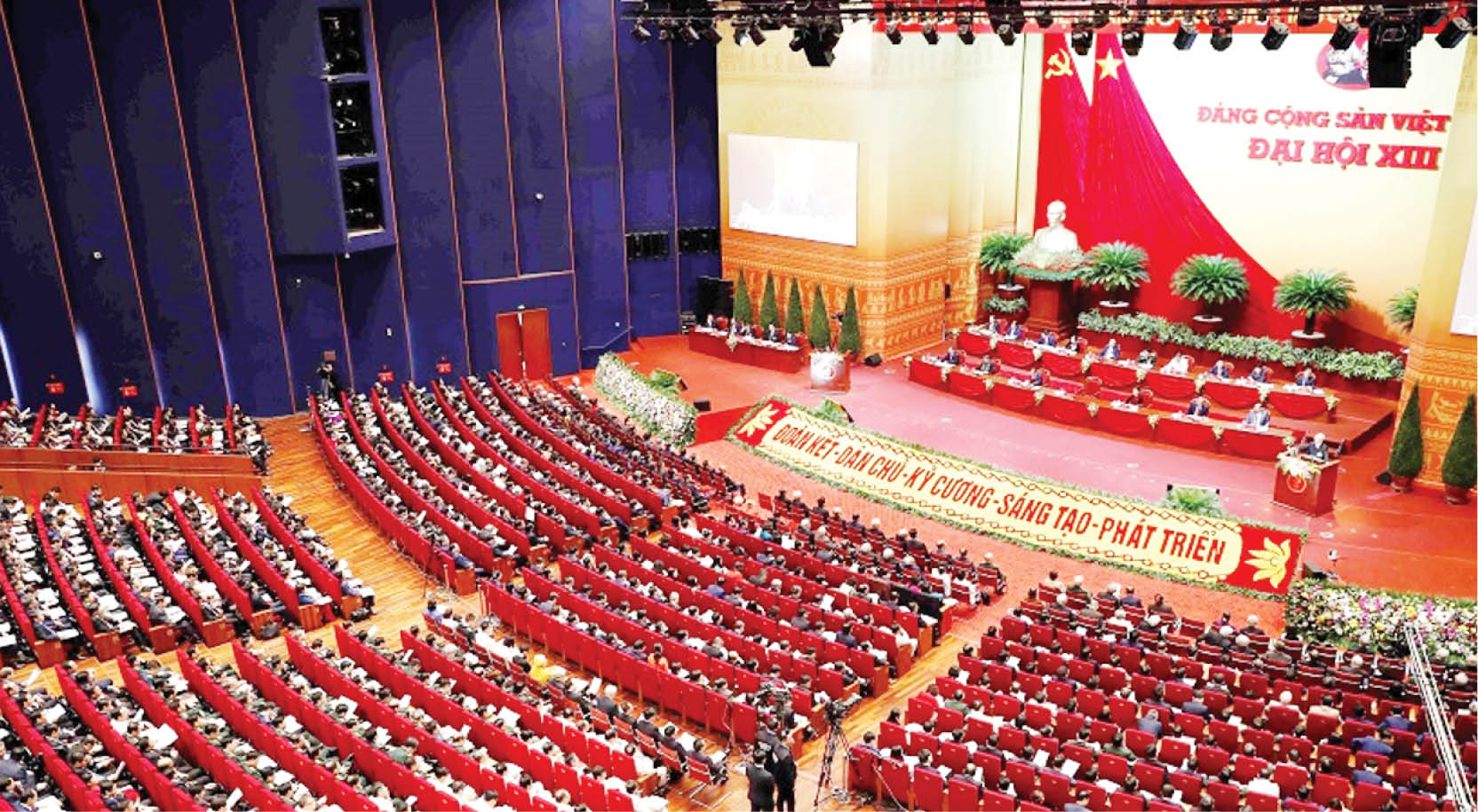 Chuyện bảo vệ và xây dựng