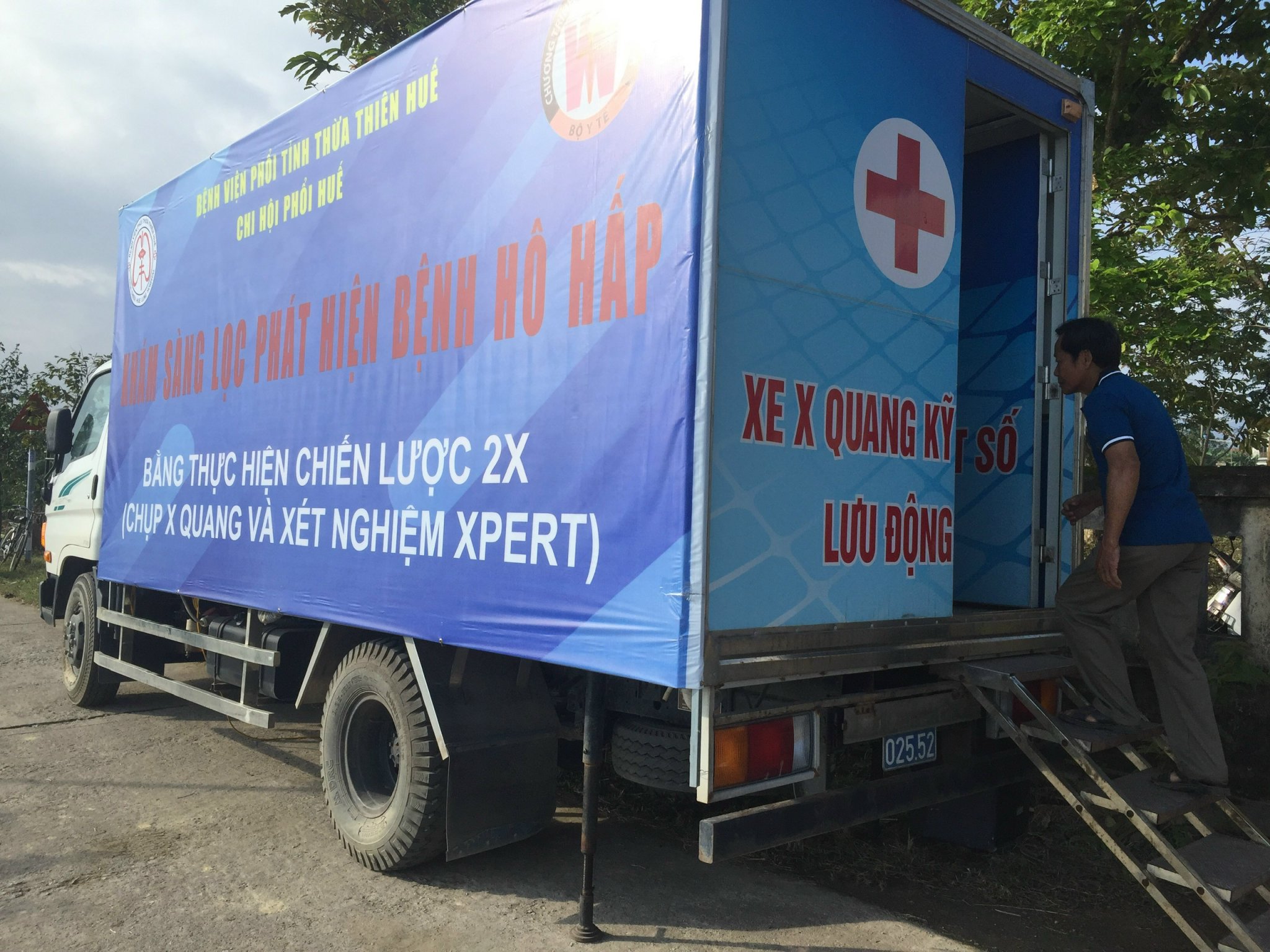 2 000 người dân được khám sàng lọc phát hiện chủ động bệnh lao