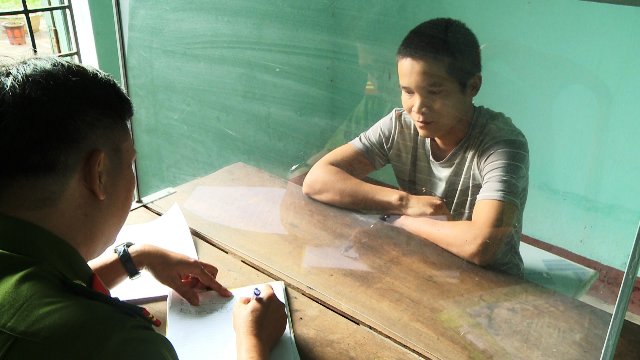 Bắt 2 đối tượng trộm xe máy chuyên nghiệp