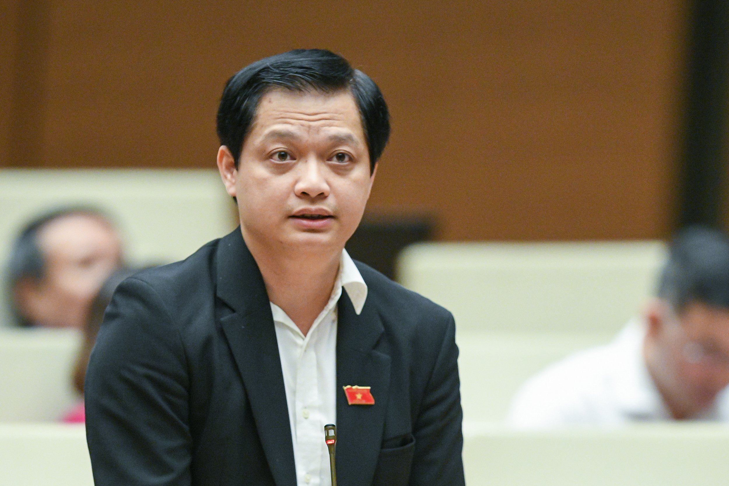Quốc hội thảo luận về dự án Luật Bảo vệ quyền lợi người tiêu dùng