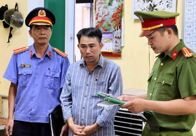 “Thầy phong thủy” lừa đảo chiếm đoạt hơn 2,4 tỷ đồng